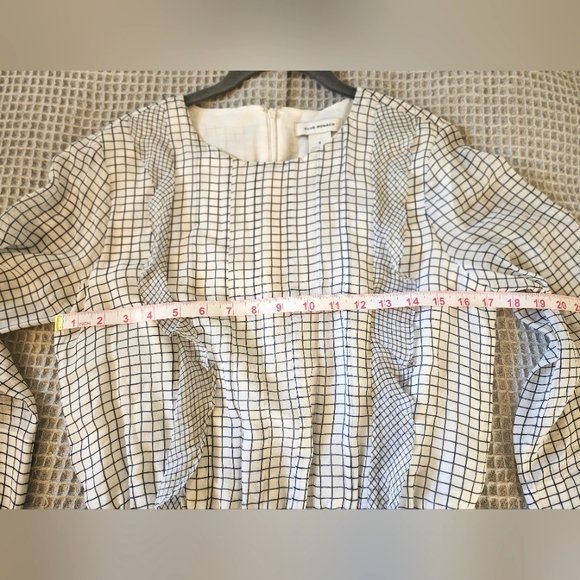 Club Monaco White Silk Dress Size 4 - Picture 5 of 8